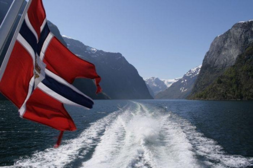 Norwegia #Skandynawia #Norwegia #Bergen #Flam #prom #fjord