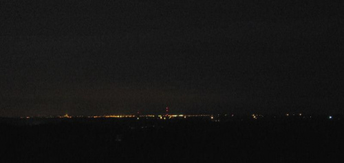 Punkt widokowy Duszno, widok w nocy #Duszno #WałWydartowski