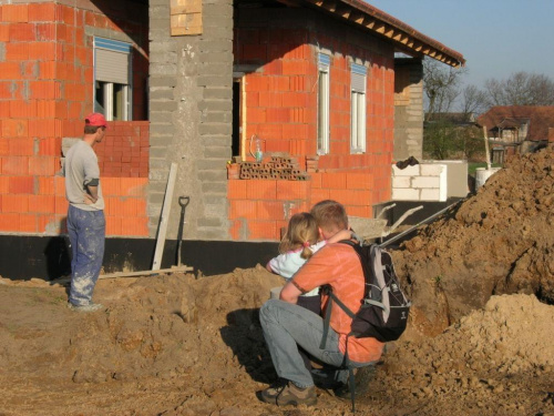 Na razie pozostaje nam śledzić nieprawdopodobne postępy sąsiada.