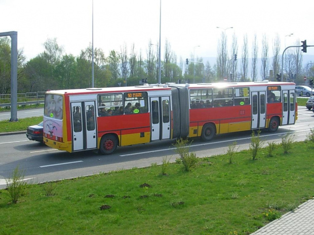 Ikarus 280.37 008