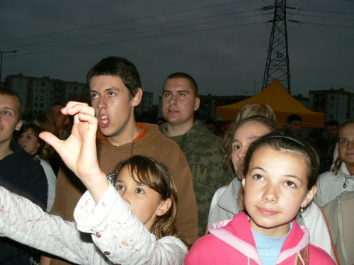 Festym na parkingu Intermarche - koncert zespołów West Ice, Propaganda i Etna