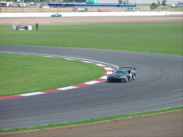 wszytskie japońskie fury i EDC eliminacjia driftingu gdzie Maciek Polody wygrał silverstone 2007
i filmiki http://youtube.com/profile_videos?user=grbrandys #SilverstoneEdcTunning