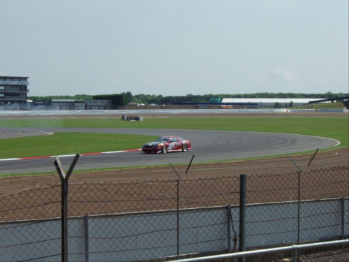 wszytskie japońskie fury i EDC eliminacjia driftingu gdzie Maciek Polody wygrał silverstone 2007
i filmiki http://youtube.com/profile_videos?user=grbrandys #SilverstoneEdcTunning