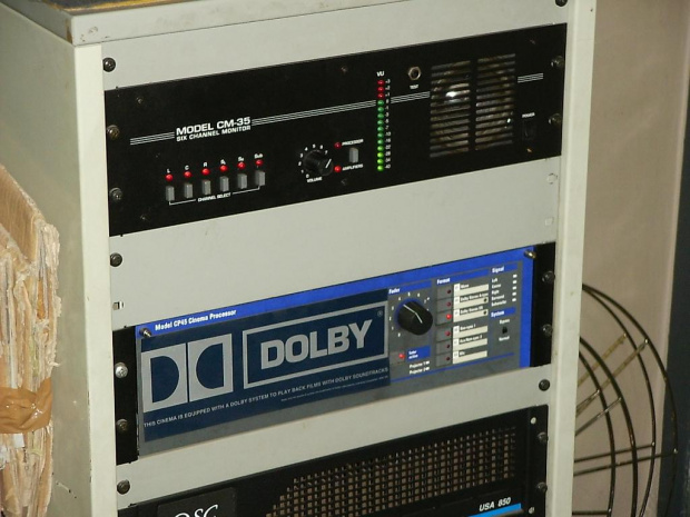 procesor Dolby CP-45 w kabinie Kameralnego #kino #gdańsk #neptun #helikon #kameralne #projekcja #projektor #kinotechnika #kinooperator