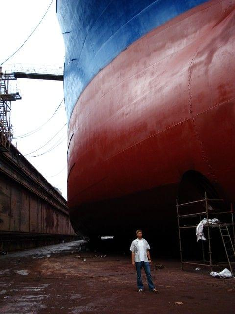 Przy dokowanym statku (lato 2007)