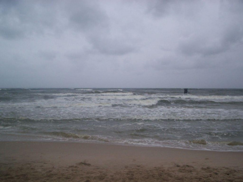 sztorm na morzu rewal lipiec 2007