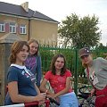 Ania, Monika, Kasia R. i ja przed budą;D