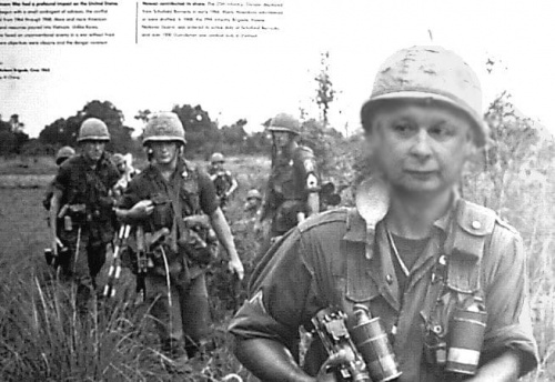 Dziadek Kaczyńskich na wojnie w Vietnamie xD x)) POPRAWKA