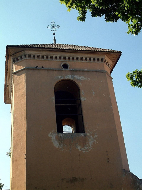 Unicka cerkiew Św.Trójcy i klasztor Bazylianów(Ostrobramska,9) do którego należy też piękna,wysmukła,falista rokokowa brama.
