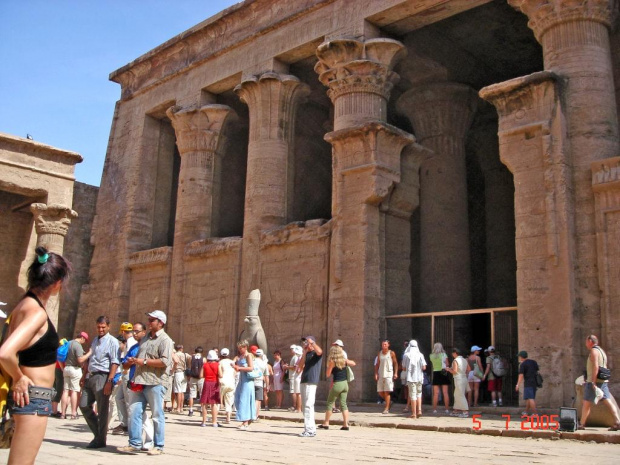 Edfu. Świątynia boga Horusa.