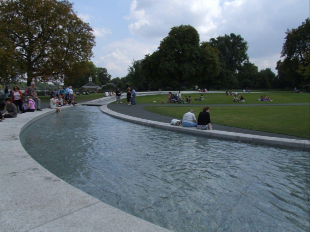 Diana - Princess of Wales -Memorial Fountain. #PrincessDiana #KsiężnaDiana #memorial #londyn #fontanna