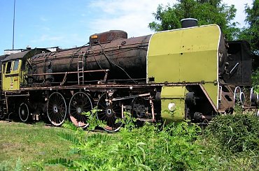 #lokomotywa #spalinowóz #stacja #lokomotywownia #kolej #kolejnictwo