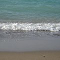 to morze tak czyste, w dodatku gorace:) az sie chce wejsc do wody:) #fale #morze #plaża #Rodos #Kremasti #piasek