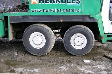 #dźwig #ciężarówka #ciężarowy #samochód #budowa #maszyna #maszyny #budowlana #budowlane #krupp #stróża