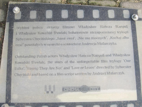 pomnik Kargula i Pawlaka w Toruniu #pomnik #Kargul #Pawlak #Toruń