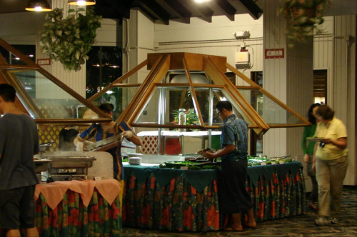 Centrum Kultury Polinezyjskiej, czas na gościnną kolację #jedzenie #Hawaje