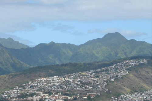 Diamond Head - panorama Honolulu- #wulkan #panorama #roślinność #przyroda #CudaNatury #ptaki #Hawaje #USA #Honolulu