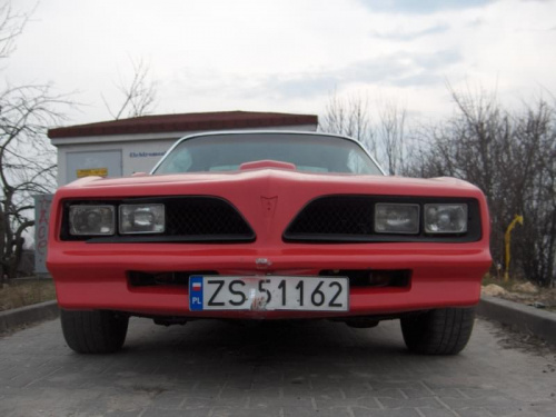Chevy Camaro_