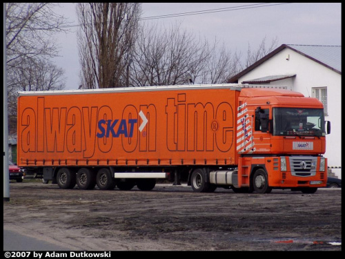 Trucks Photos by Dudek
(c) 2007
Renault Magnum II 440 Dxi SKAT Transport