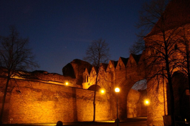 Zamek Krzyżacki w Toruniu-niesamowity i tajemniczy.. #zamki