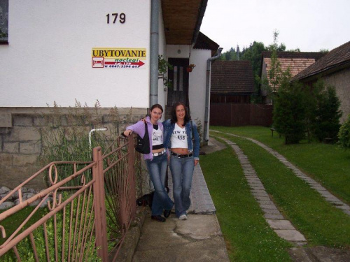 przy domku na słowacji - ja i Ewelina