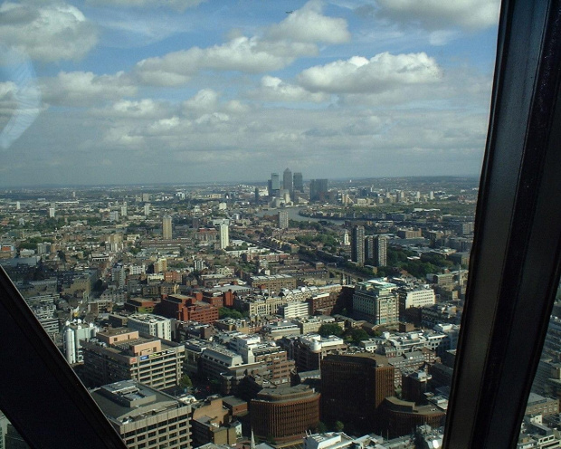 Swiss Re in London (Ogórek)
41 piętro widok na Canary Wharf #LondynOgórekSwissRe