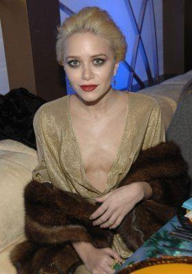 InStyle & Warner Bros Golden Globes After Party - Inside 2007r.