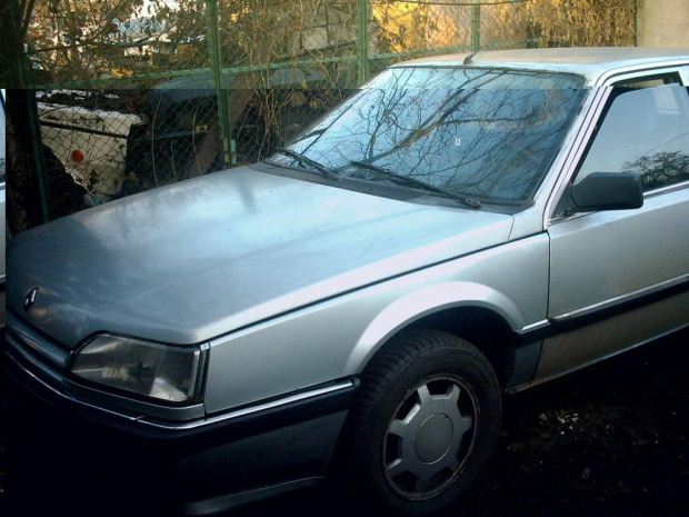 Renault 25