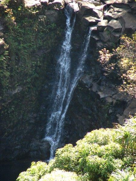 woda z wdziękiem , kołysząc się opada, #ocean #natura #wyspa #Hawaje #Maui